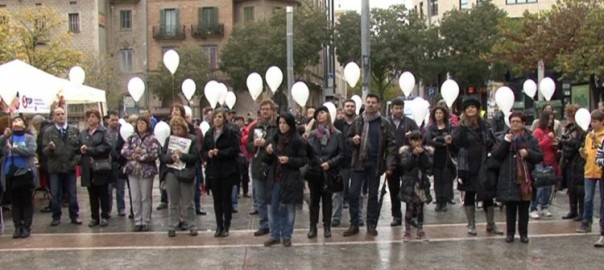 Manresa recorda les víctimes de trànsit en un emotiu acte – Dia MundialManresa recuerda a las víctimas de tráfico en un emotivo acto – Día Mundial